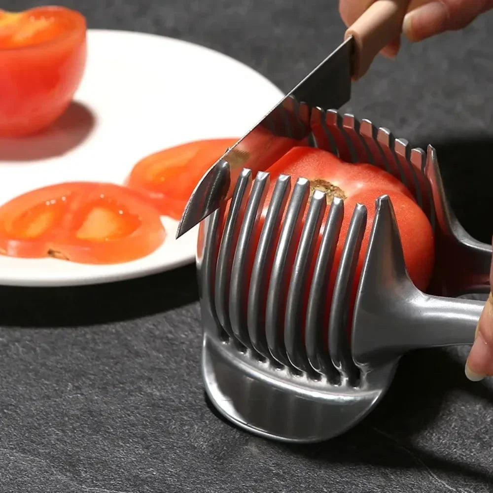 Multi-blade kitchen slicer with interchangeable blades