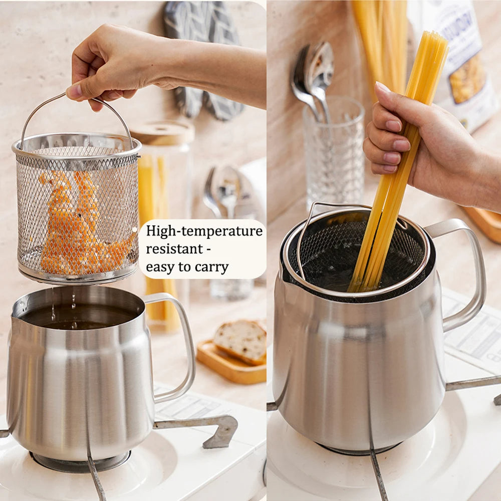 Deep fryer with mesh strainer