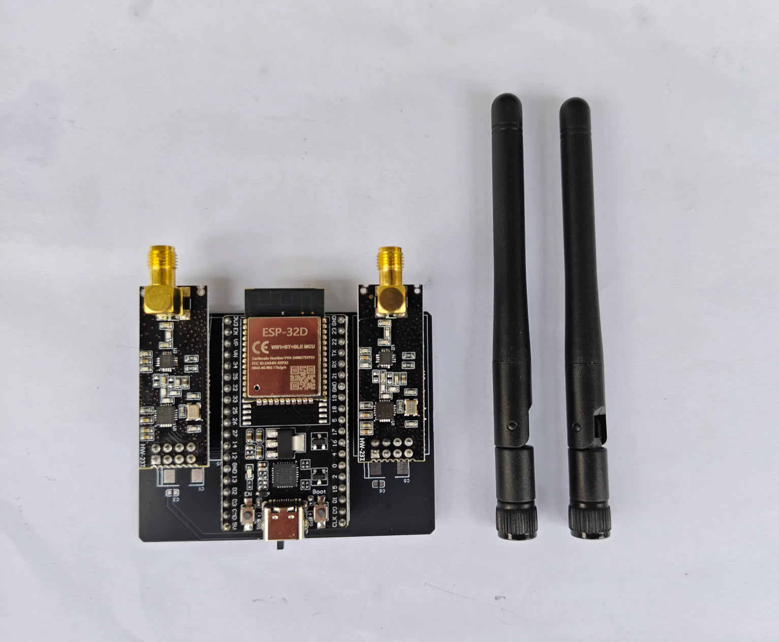 ESP32 DevKitC with high-gain antennas