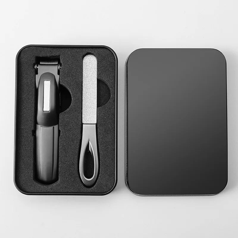 Easy-clean nail clipper with collection box