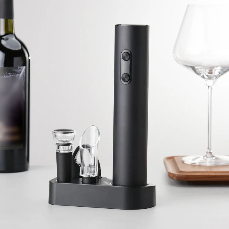 Electric corkscrew with vacuum pump